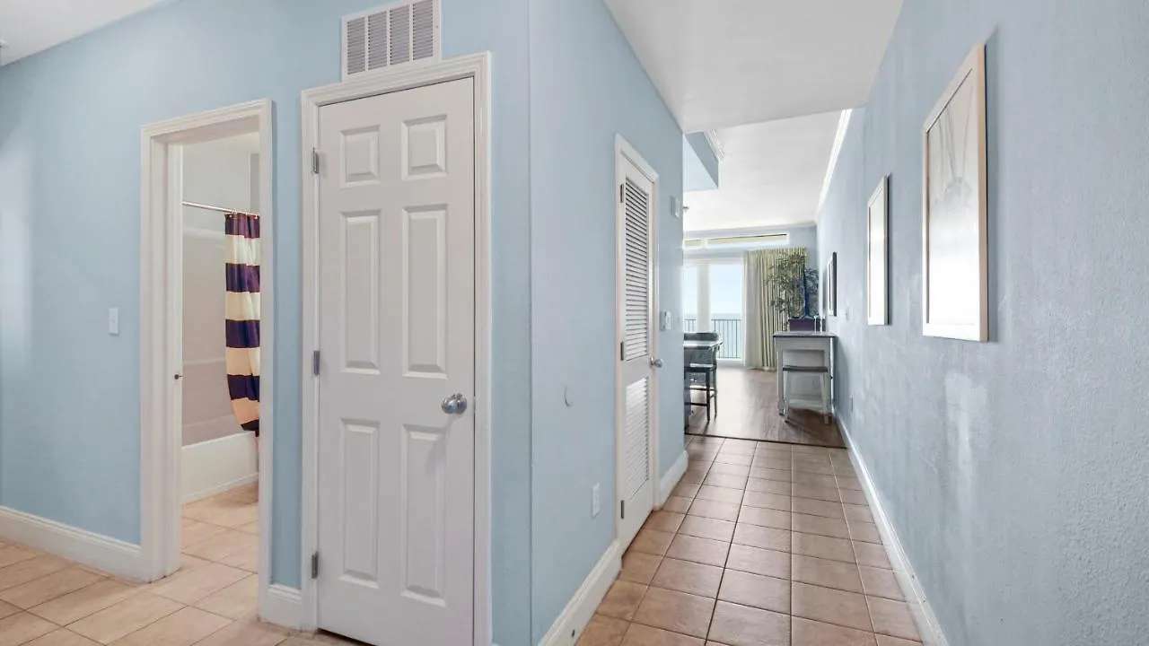 Nyaraló Penthouse-One Love At Laketown Wharf #2123 By Nautical Properties Panama City Beach